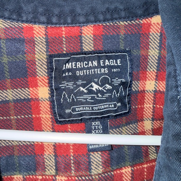 American Eagle Outfitters Red and Blue Plaid Casual Button Down Shirt - Picture 2 of 2